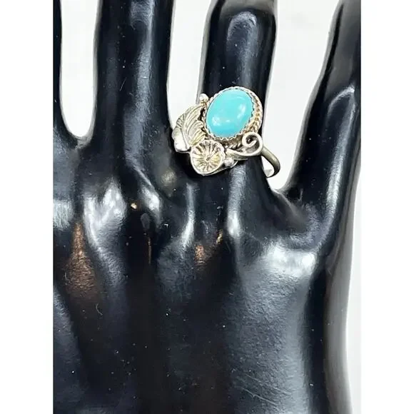 Vintage Navajo Sterling Silver Turquoise Ring Size 8 Native American- Signed - Picture 4 of 12